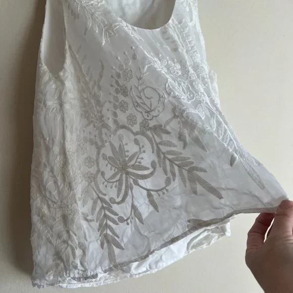 Merritt Charles Embroidered Lace Tank - Picture 3 of 5